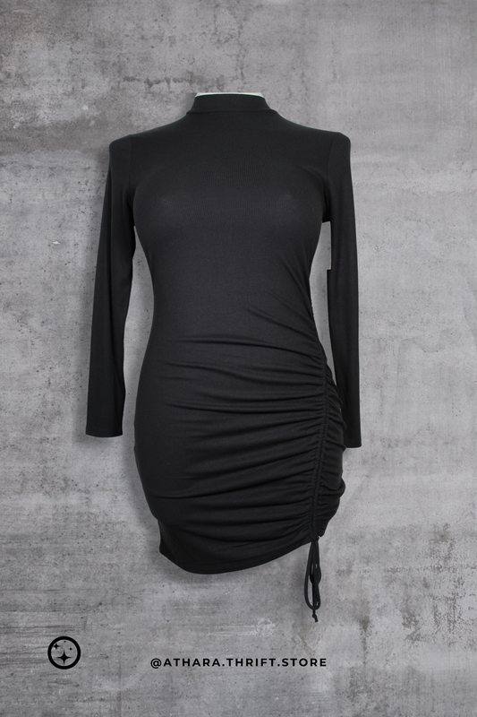 Vestido negro manga larga